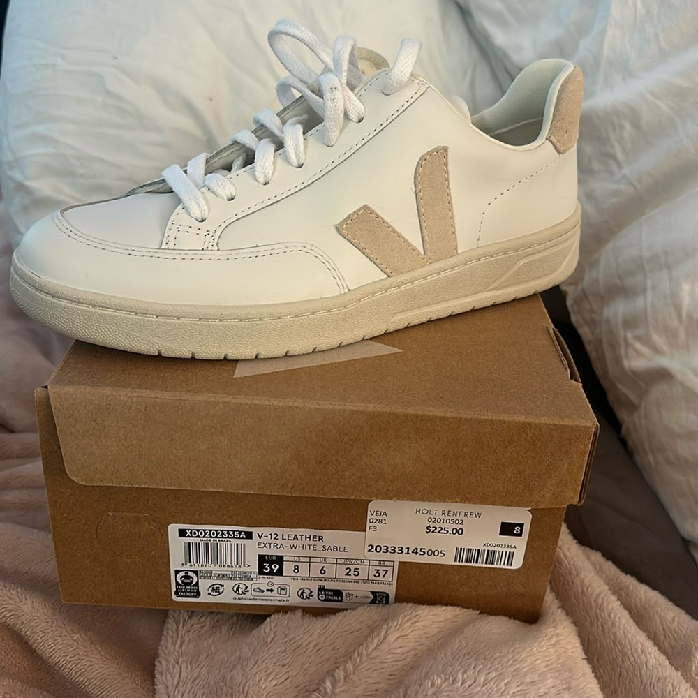 Veja V-12